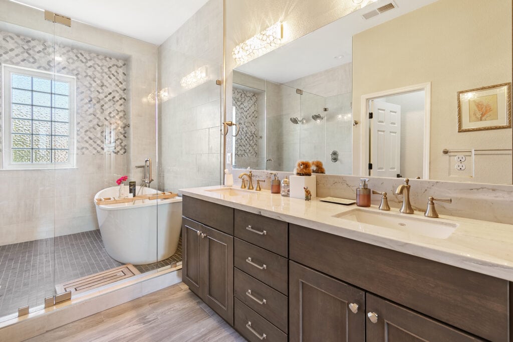 Real Estate Photographer captured this photo of a remodeled bathroom from a house in Carson City NV